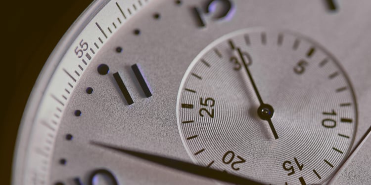 A clock showing time is running out for IVDR compliance 